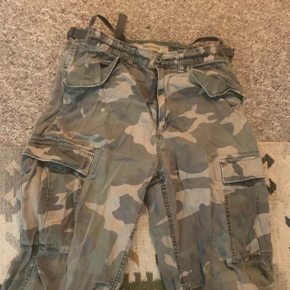 R2 Command size 32 camo goth pants pre loved - Picture 2 of 5